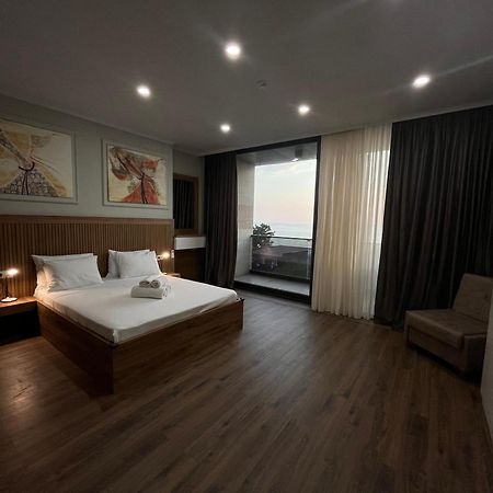 Hotel Golden Sun Kobuleti Esterno foto