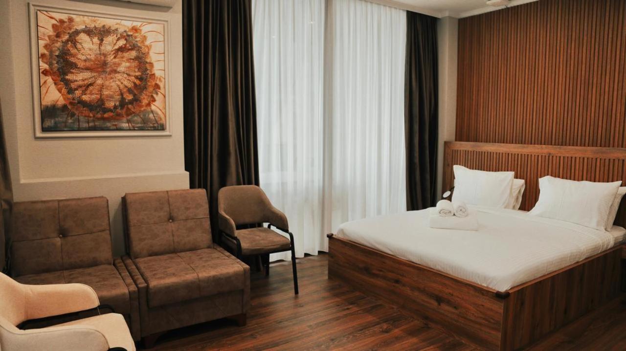 Hotel Golden Sun Kobuleti Esterno foto