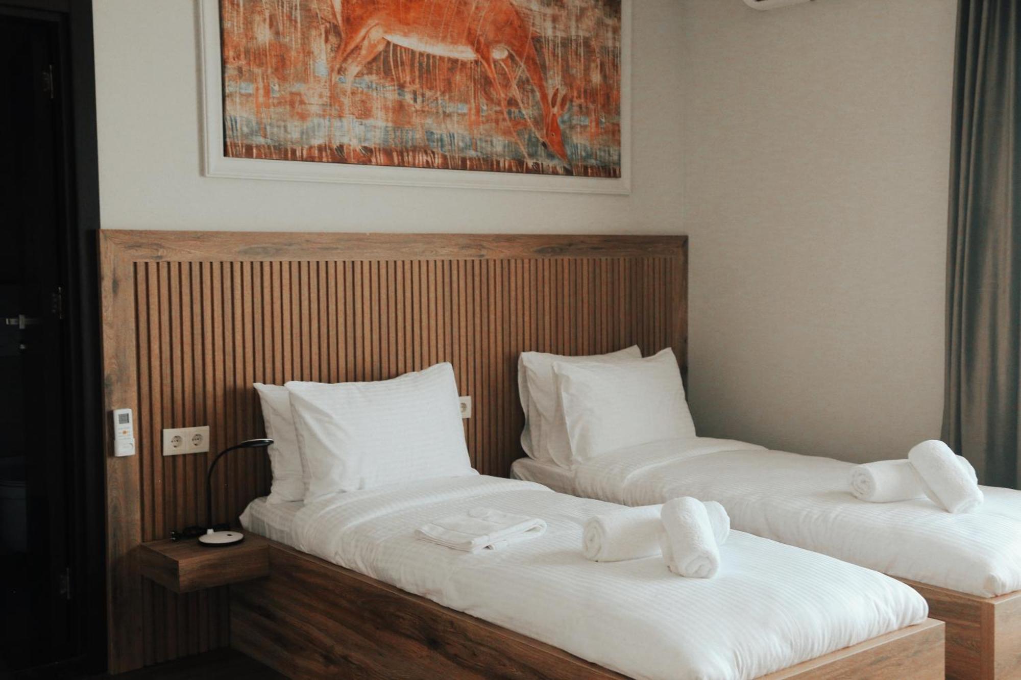 Hotel Golden Sun Kobuleti Esterno foto