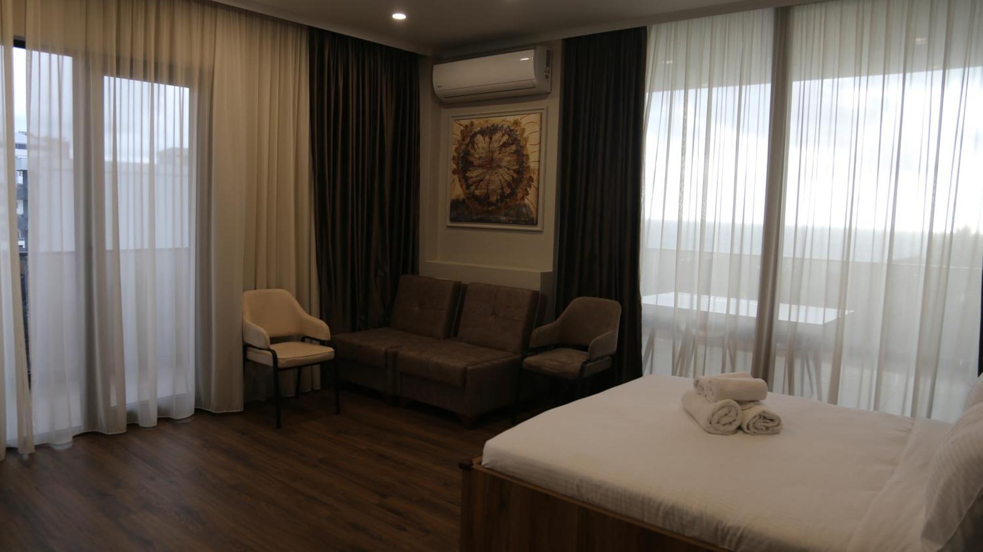 Hotel Golden Sun Kobuleti Esterno foto