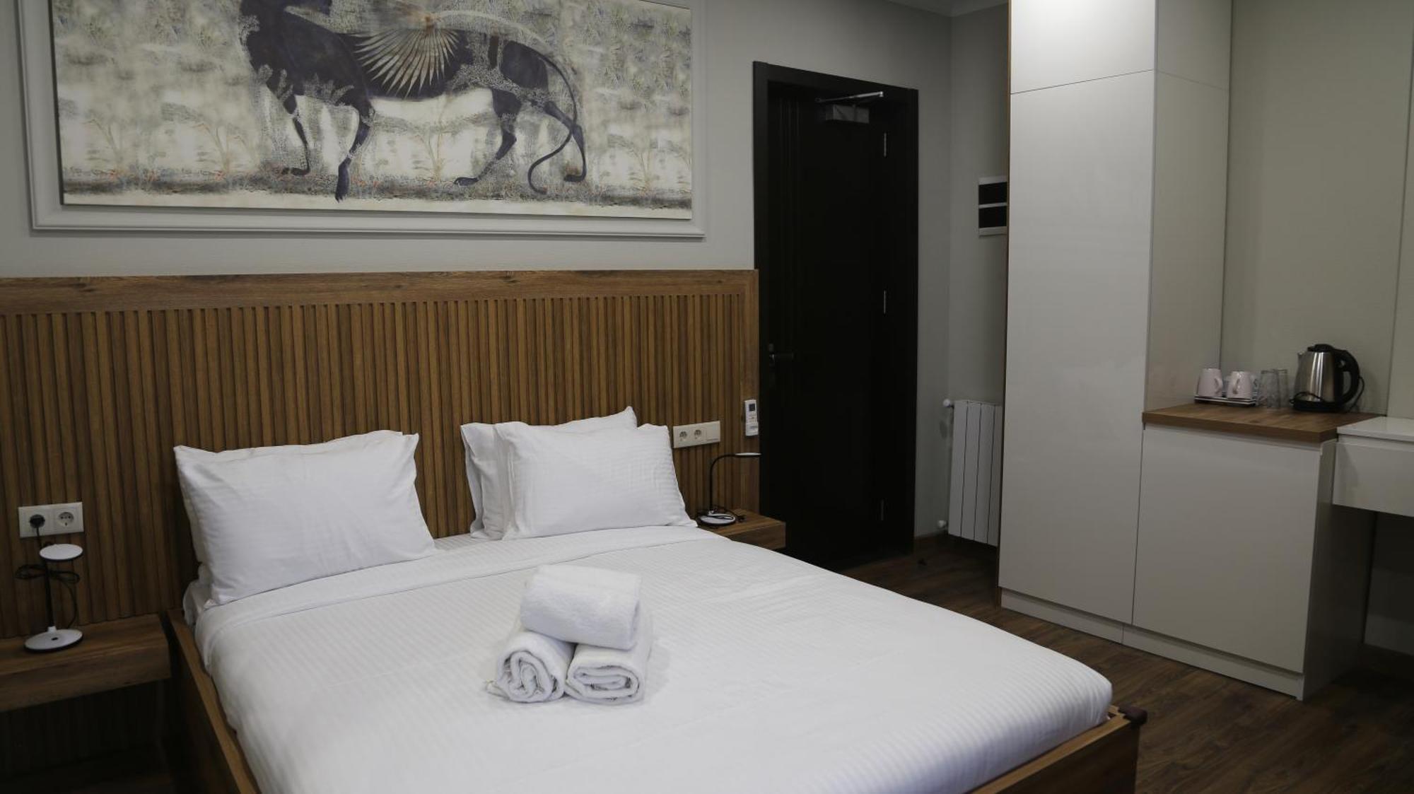 Hotel Golden Sun Kobuleti Esterno foto