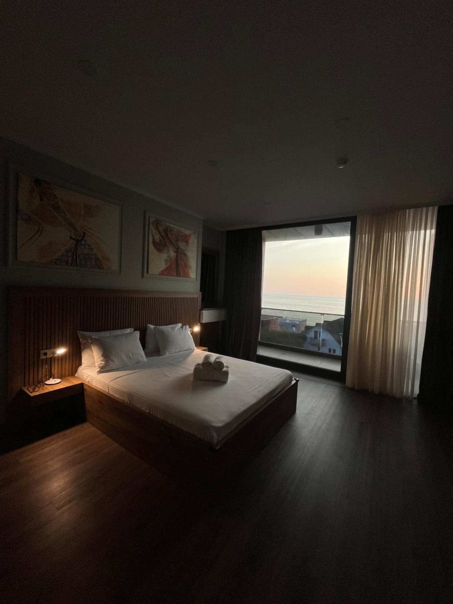 Hotel Golden Sun Kobuleti Esterno foto