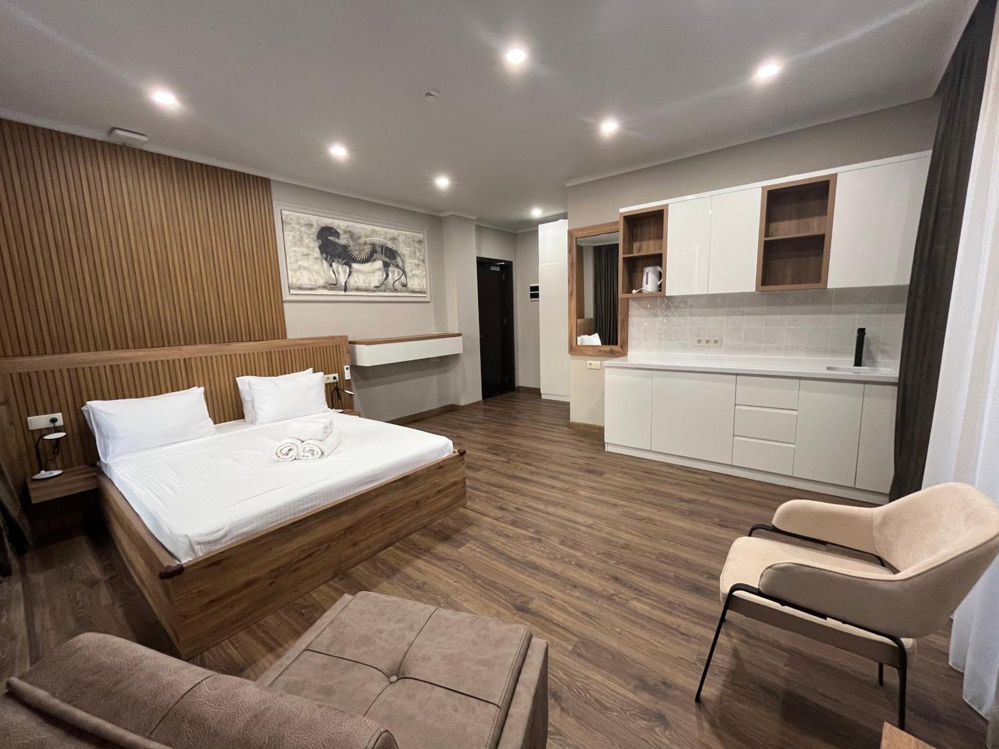 Hotel Golden Sun Kobuleti Esterno foto