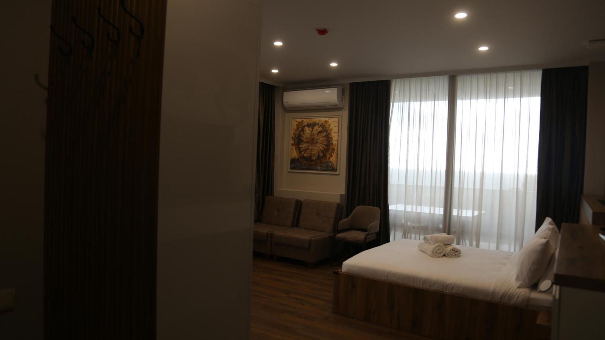 Hotel Golden Sun Kobuleti Esterno foto