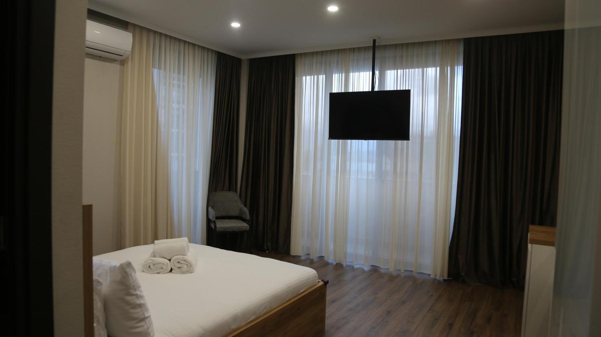 Hotel Golden Sun Kobuleti Esterno foto